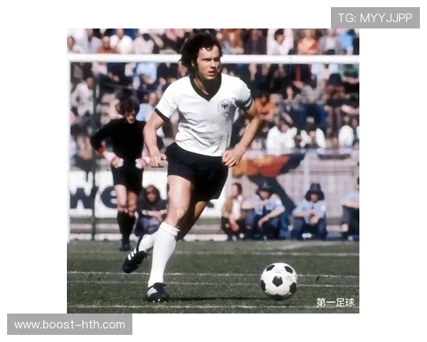 足球前场球星风采尽显实力与魅力的完美融合