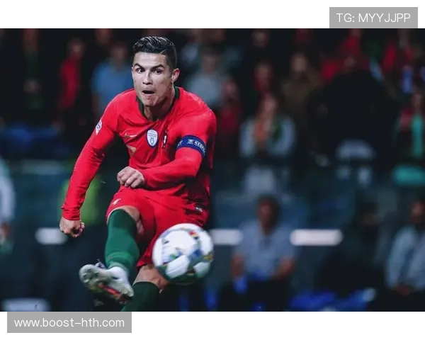 足球巨星往昔经典瞬间高清回顾 展现辉煌岁月与不朽传奇