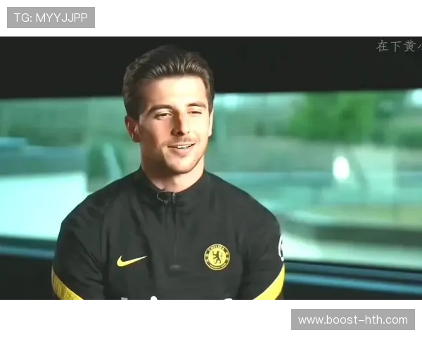 足球界八号球星风采横溢，谁才是最耀眼的一颗明星？